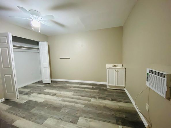 824  Karnes Street , Fort Worth Texas 76111