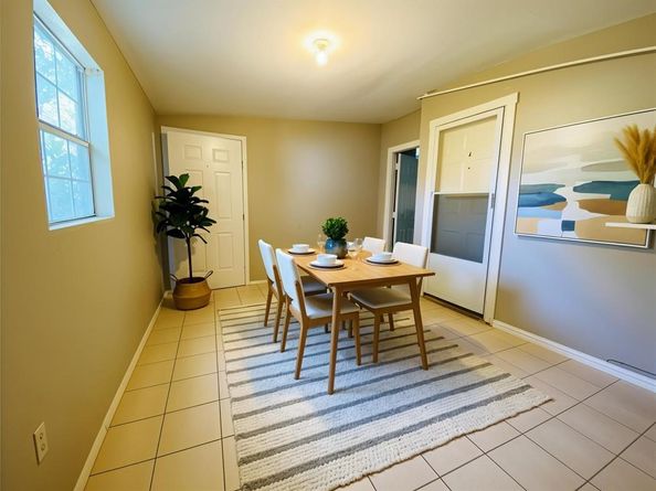 824  Karnes Street , Fort Worth Texas 76111