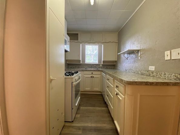 824  Karnes Street , Fort Worth Texas 76111