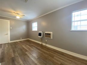 824  Karnes Street , Fort Worth Texas 76111