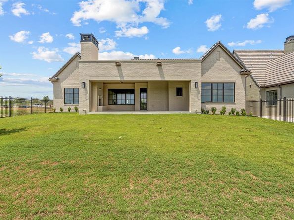 9717  Latour Court , Fort Worth Texas 76126