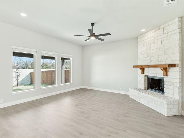 4009  Rayfield Lane , Mesquite Texas 75181