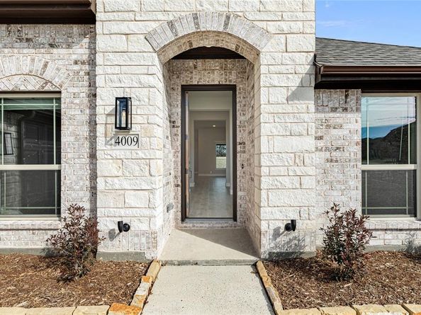 4009  Rayfield Lane , Mesquite Texas 75181