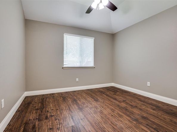 3268  Yeltes  , Grand Prairie Texas 75054