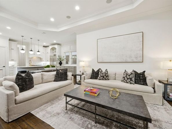 4611 W Amherst Avenue , Dallas Texas 75209