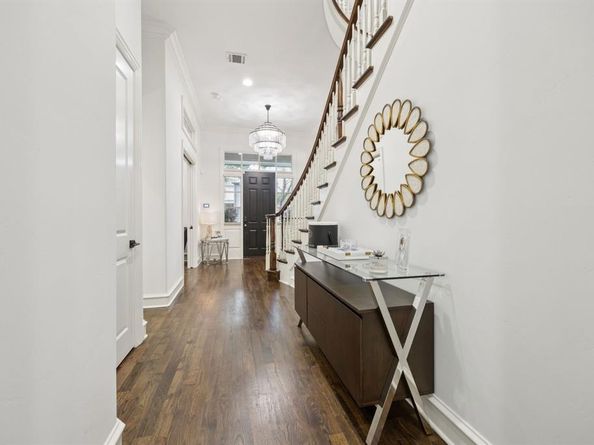4611 W Amherst Avenue , Dallas Texas 75209