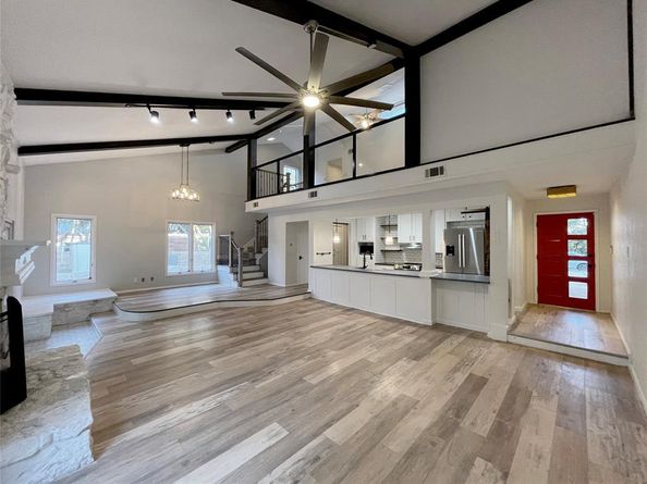 5450  Starlight Drive N, Fort Worth Texas 76126