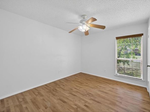 2203  Newbury Drive , Arlington Texas 76014