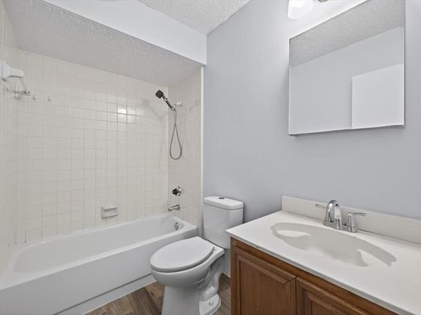 2203  Newbury Drive , Arlington Texas 76014