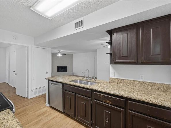 2203  Newbury Drive , Arlington Texas 76014