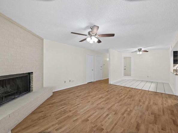 2203  Newbury Drive , Arlington Texas 76014