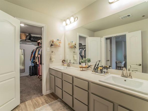 1260  Jones Trail , Lewisville Texas 75077