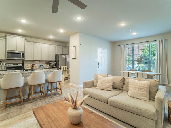 1260  Jones Trail , Lewisville Texas 75077