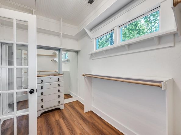 1425 S Lake Street , Fort Worth Texas 76104