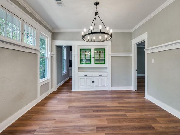 1425 S Lake Street , Fort Worth Texas 76104