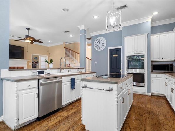 4705  Hampshire Drive , Flower Mound Texas 75028