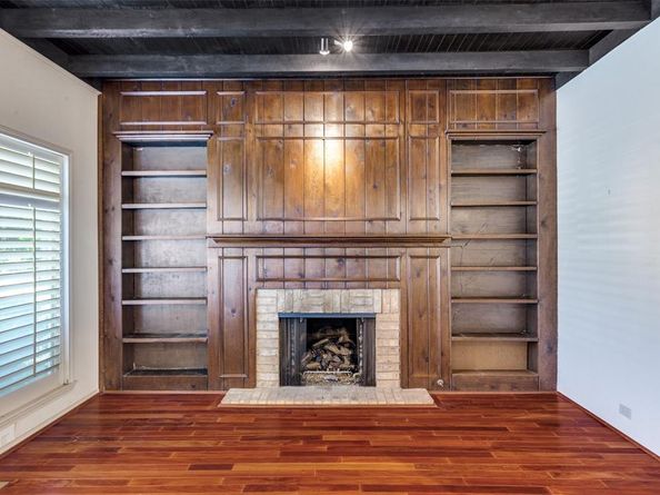 1121  Mistletoe Drive , Fort Worth Texas 76110