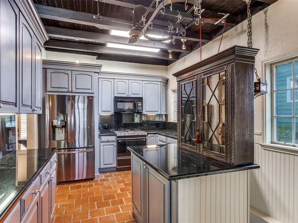 1121  Mistletoe Drive , Fort Worth Texas 76110