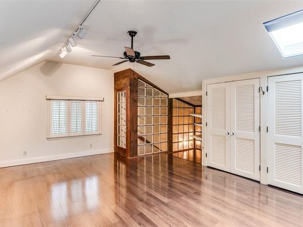 1121  Mistletoe Drive , Fort Worth Texas 76110