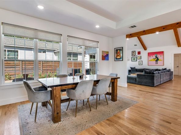 1723 N Edgefield Avenue , Dallas Texas 75208