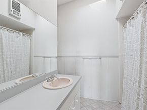 2942  Randy Lane , Farmers Branch Texas 75234
