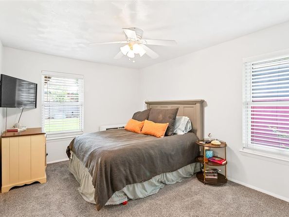 2308  Oldbridge Drive , Dallas Texas 75228