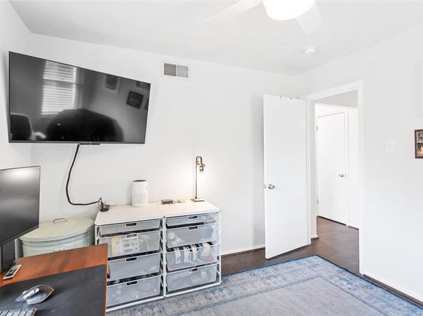 2308  Oldbridge Drive , Dallas Texas 75228