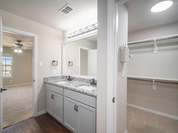 3004  Yuma Drive , Fort Worth Texas 76119