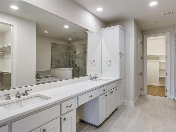 7700  Eastern Avenue  401, Dallas Texas 75209