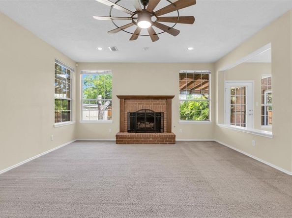 8213  Brentwood Street , Rowlett Texas 75088