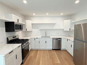 1019 E Waco Avenue , Dallas Texas 75216