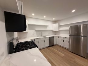 1019 E Waco Avenue , Dallas Texas 75216