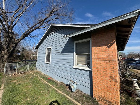 3012  Hatcher Street , Fort Worth Texas 76105