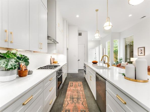 5943  Oram Street , Dallas Texas 75206