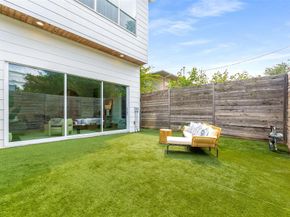 5943  Oram Street , Dallas Texas 75206