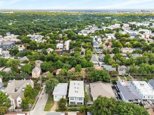 5943  Oram Street , Dallas Texas 75206