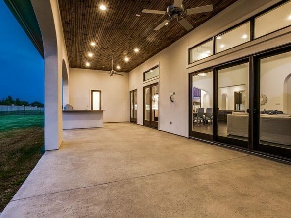 2008  La Salle  , Flower Mound Texas 75022