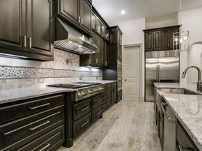 2008  La Salle  , Flower Mound Texas 75022