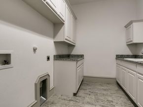 2008  La Salle  , Flower Mound Texas 75022