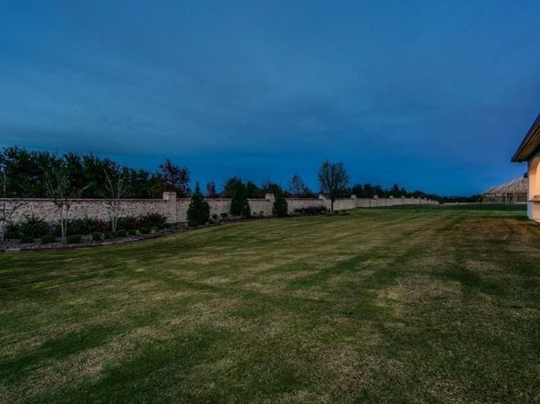 2008  La Salle  , Flower Mound Texas 75022