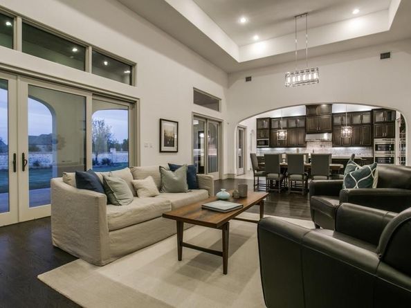 2008  La Salle  , Flower Mound Texas 75022