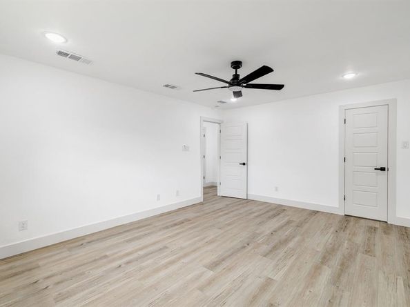 1231  Ridgeway Drive , Richardson Texas 75080