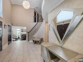 1115 Arcadian Way, Fort Lee NJ 07024