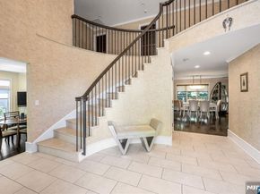 1115 Arcadian Way, Fort Lee NJ 07024