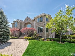 1115 Arcadian Way, Fort Lee NJ 07024