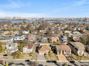 1070 Cumbermeade Road, Fort Lee NJ 07024
