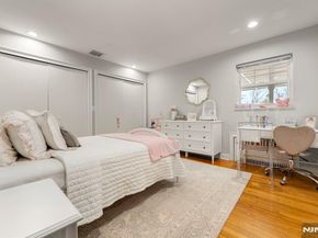 1070 Cumbermeade Road, Fort Lee NJ 07024