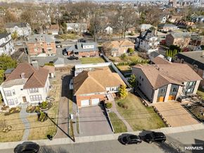 1070 Cumbermeade Road, Fort Lee NJ 07024