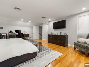 1070 Cumbermeade Road, Fort Lee NJ 07024