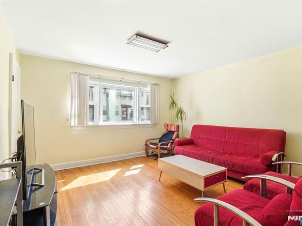164 Hopkins Avenue, Jersey City NJ 07306